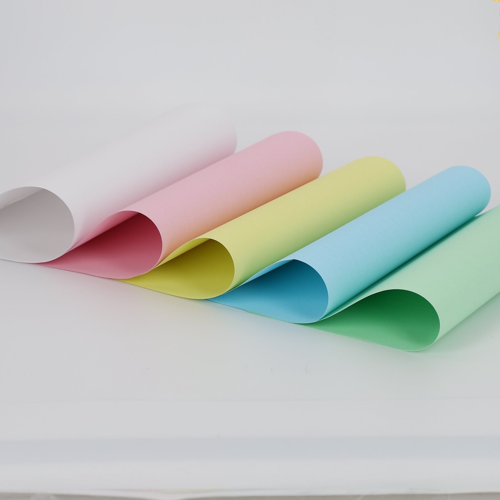 Focus Carbonless Self Copy Paper Two Three Ply Printable Blue Black Image NCR Copy Paper Carbonless Paper NCR Made in China